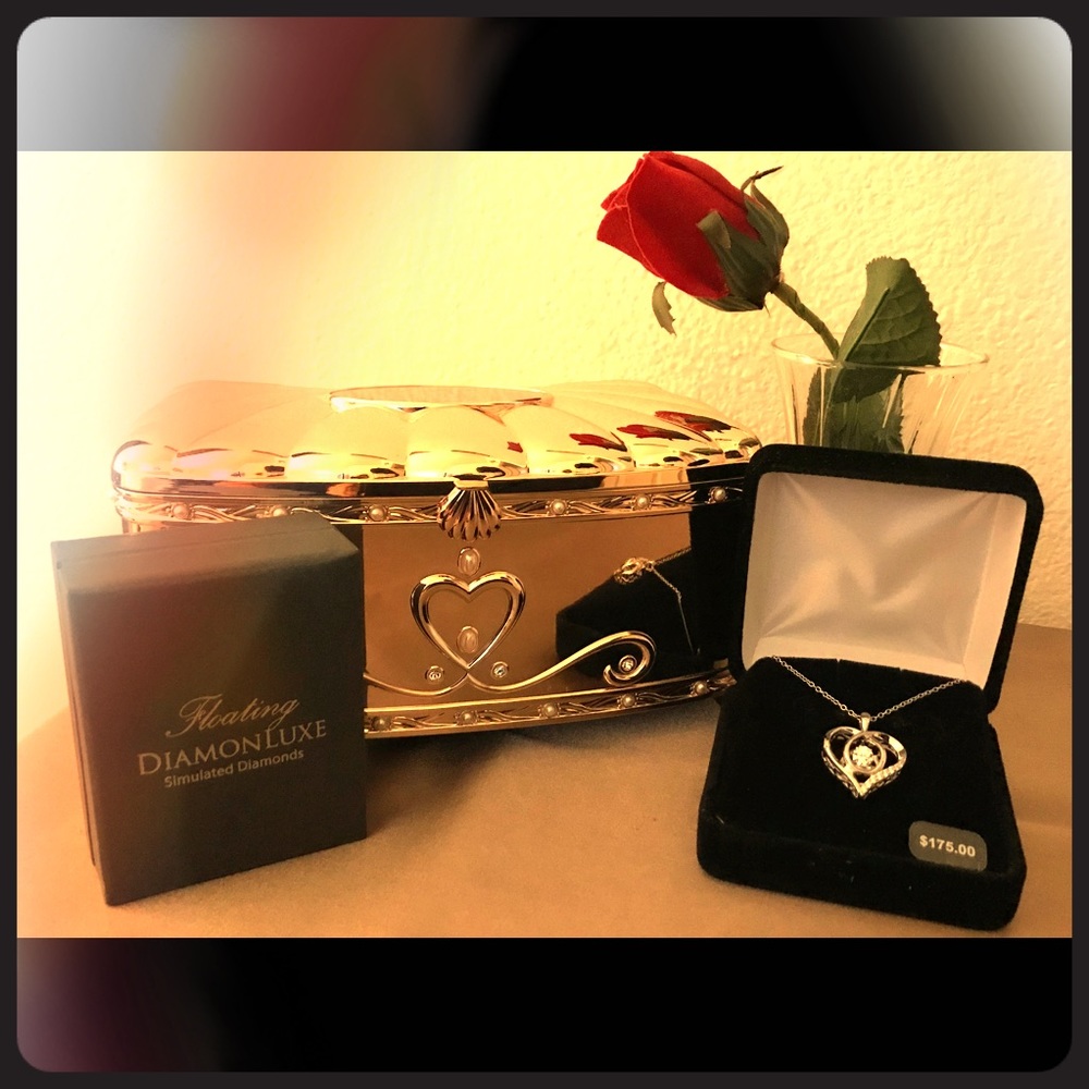 Brand New Sterling Sil. Heart Floating Diamond